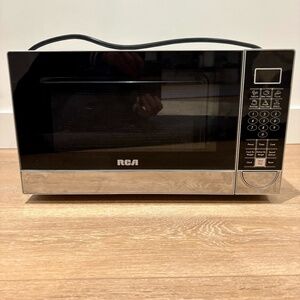 RCA Stainless Steel Microwave - Compact Countertop - Works Perfect